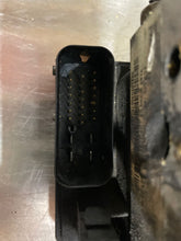 Load image into Gallery viewer, ABS PUMP Mazda Tribute 2001 01 2002 02 2003 03 2004 04 - NW1913
