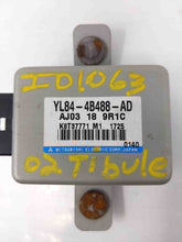 Load image into Gallery viewer, TRANSFER CASE COMPUTER Tribute 2001 01 2002 02 03 04 - NW34156
