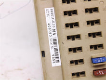 Load image into Gallery viewer, FUSE BOX 320i 323i 323ic 325ci 325i 328i 328ic 330ci 330i 330xi 00-10 - 912471
