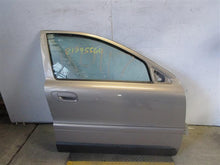 Load image into Gallery viewer, FRONT DOOR Volvo V70 XC 2001 01 02 03 04 05 06 07 Right - 913137
