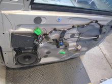 Load image into Gallery viewer, FRONT DOOR Volvo V70 XC 2001 01 02 03 04 05 06 07 Right - 913137
