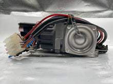 Load image into Gallery viewer, SUSPENSION AIR COMPRESSOR PUMP BMW X5 00 01 02 03 04 05 06 - NW8342
