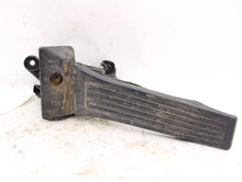 Load image into Gallery viewer, ELECTRONIC PEDAL ASSEMBLY Hyundai Sonata 2012 12 - 915031
