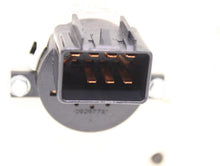 Load image into Gallery viewer, REAR TEMPERATURE CONTROLS Rainier Trailblazer Trailblazer Ext 02-09 - 915588
