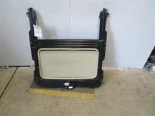 Load image into Gallery viewer, ROOF GLASS Volvo C70 S80 V70 XC70 07 08 09 10 11 12 13 14 - 916095
