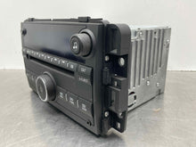 Load image into Gallery viewer, RADIO Chevrolet Impala Monte Carlo 2006 06 - NW545424
