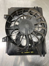 Load image into Gallery viewer, CONDENSER FAN ASSEMBLY Kia Sedona 2002 02 03 04 05 - NW64167
