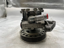 Load image into Gallery viewer, POWER STEERING PUMP Land Rover LR2 2008 08 2009 09 2010 10 2011 11 - NW163973
