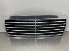 Load image into Gallery viewer, GRILL Mercedes E300D E320 E55 1996 96 1997 97 98 99 - NW98526

