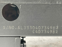 Load image into Gallery viewer, REMOTE CD CHANGER C230 C240 C280 C32 C320 C350 C55 CL500 CL55 03-07 - NW138449
