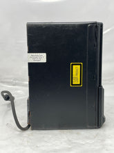 Load image into Gallery viewer, CD Changer Audi TT 2000 00 2001 01 02 03 04 05 06 - NW136219
