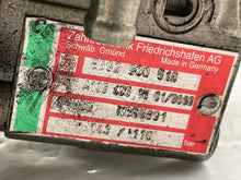 Load image into Gallery viewer, Power Steering Pump  MERCEDES 600 1993 - NW163925

