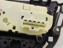 Load image into Gallery viewer, TEMPERATURE CONTROLS Ford Focus 2012 12 - 935982
