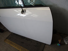 Load image into Gallery viewer, FRONT DOOR Audi TT 2000 00 2001 01 2002 02 2003 03 2004 04 2005 05 06 Right - 939242
