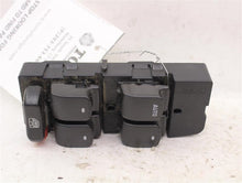 Load image into Gallery viewer, DRIVERS LOCK SWITCH Chevy Malibu 2004 04 05 06 07 08 09 - 943794
