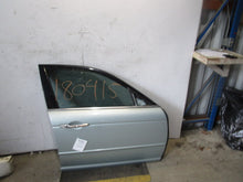 Load image into Gallery viewer, FRONT DOOR Jaguar XJ8 XJ 2004 04 2005 05 2006 06 2007 07 08 09 Right - 949022

