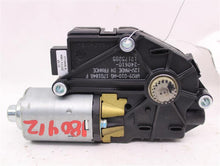 Load image into Gallery viewer, SUNROOF MOTOR BMW 335i 2011 11 - 949296
