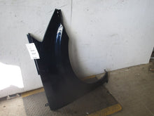 Load image into Gallery viewer, FENDER Nissan Quest 2004 04 2005 05 2006 06 2007 07 2008 08 2009 09 Right - 949492
