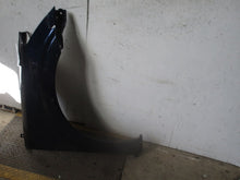 Load image into Gallery viewer, FENDER Nissan Quest 2004 04 2005 05 2006 06 2007 07 2008 08 2009 09 Right - 949492
