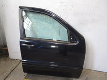 Load image into Gallery viewer, FRONTDOOR ML320 ML55 2000 00 01 02 03 04 05 Right - 953121
