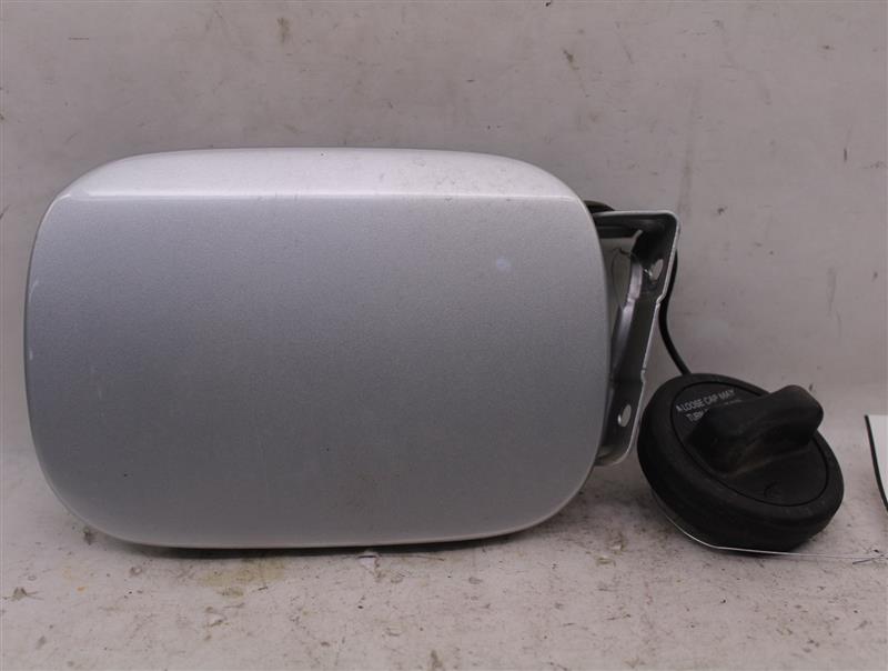 GAS FUEL FILLER LID DOOR Mercedes-Benz E350 2007 07 - 956601