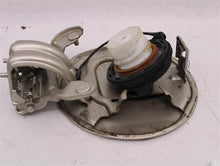 Load image into Gallery viewer, GAS FUEL FILLER LID DOOR Kia Sportage 2009 09 - 959633
