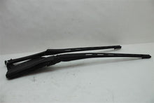 Load image into Gallery viewer, WIPER ARMS PAIR 645CI 2004 04 - 960847
