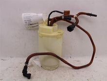 Load image into Gallery viewer, Fuel Pump Cayenne 2003 03 2004 04 2005 05 2006 06 Right - 963719
