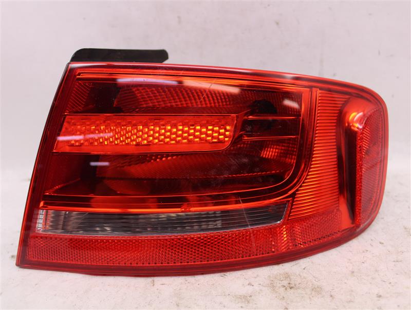 OUTER TAIL LIGHT LAMP A4 S4 2009 09 2010 10 2011 11 2012 12 Right - 969295
