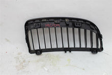 Load image into Gallery viewer, GRILLE BMW 328i 330i 335i 323i 2006 06 2007 07 2008 08 Sedan Right - 979360
