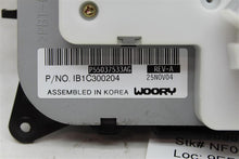 Load image into Gallery viewer, TEMPERATURE CONTROLS Liberty 2004 04 2005 05 2006 06 2007 07 - 983159
