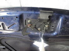 Load image into Gallery viewer, HOOD Porsche Cayenne 03 04 05 06 07 08 09 10 - 985636
