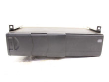 Load image into Gallery viewer, CD CHANGER Land Rover Freelander 2002 02 2003 03 - 986500
