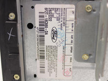 Load image into Gallery viewer, RADIO Ford Freestar Mercury Monterey 2006 06 2007 07 - 986535
