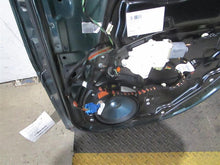Load image into Gallery viewer, REAR DOOR Mercedes ML350 ML450 ML550 2006 06 07 08 09 - 11 Right - 986700
