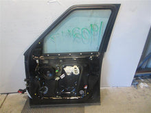 Load image into Gallery viewer, FRONT DOOR Land Rover LR3 LR4 2005 05 2006 06 2007 07 2008 08 2009 09 - 12 Right - 987134
