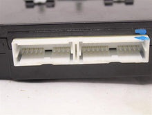 Load image into Gallery viewer, BODY CONTROL MODULE BCM COMPUTER Kia Rio Rio Cinco 07 08 - 987463
