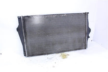 Load image into Gallery viewer, INTERCOOLER Volvo XC90 2003 03 2004 04 2005 05 2006 06 2007 07 - 994970
