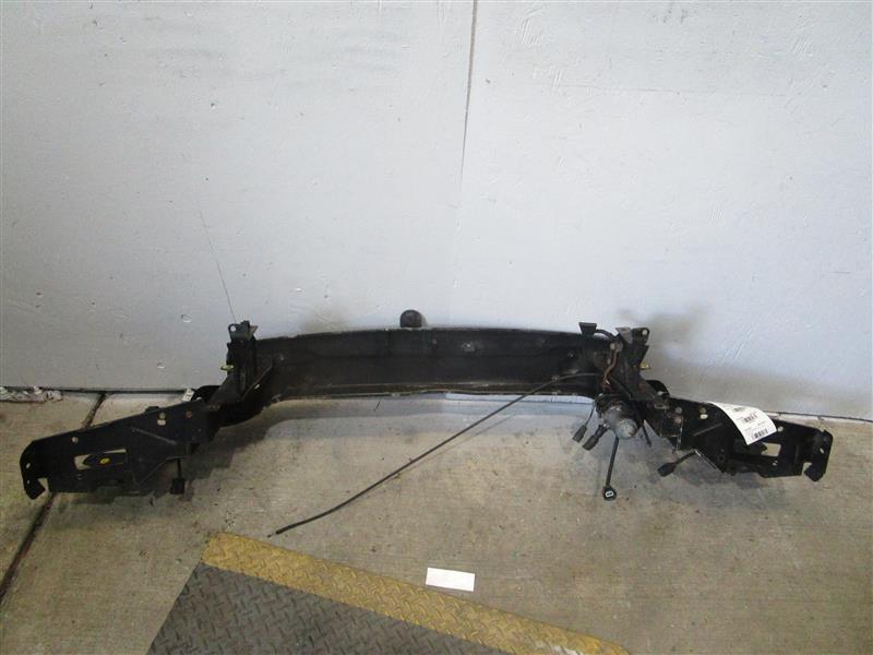RADIATOR CORE SUPPORT Volvo XC90 2003 03 2004 04 2005 05 06 07 08 09 10 11 12 - 994985