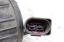 Load image into Gallery viewer, AIR INJECTION PUMP SMOG  2004 Phaeton - 995257
