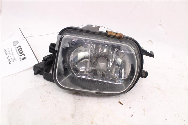 FOG LAMP LIGHT C230 C240 C280 C320 C350 C55 05-07 Bumper Mounted Right - 995536