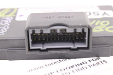 Load image into Gallery viewer, Transfer Case Computer Sorento 2004 04 2005 05 2006 06 - 995998
