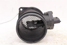 Load image into Gallery viewer, Mass Air Flow Sensor Meter MAF C30 Pickup C70 S40 S80 V40 V50 XC70 04-13 - 996954
