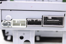 Load image into Gallery viewer, RADIO Honda Civic 2012 12  AM FM CD MP3 - 998538
