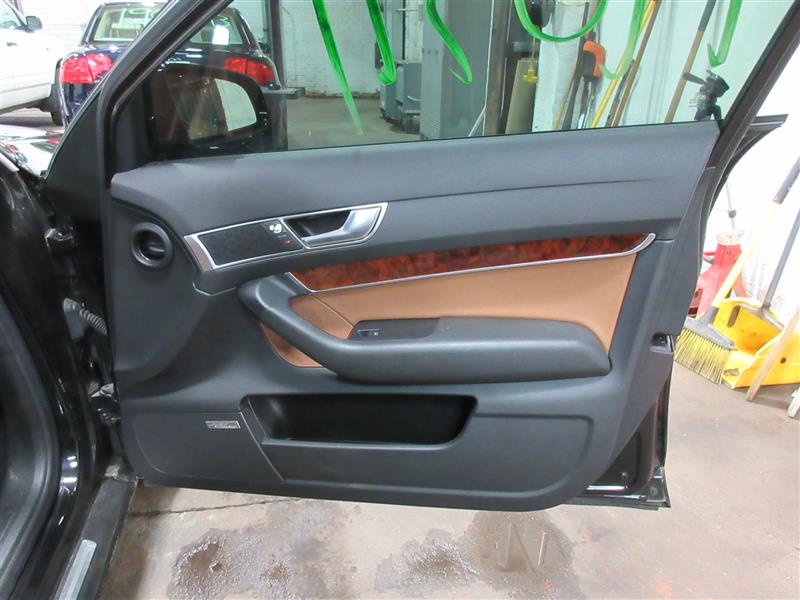 FRONT INTERIOR DOOR TRIM PANEL Audi A6 2006 06 - 998918