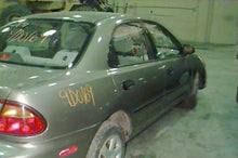 Load image into Gallery viewer, REAR WINDOW REGULATOR Protege 1995 95 96 97 98 RIGHT - 11111
