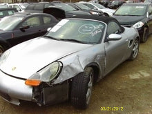 Load image into Gallery viewer, Transmission  PORSCHE BOXSTER 2000 - MM589712
