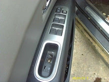 Load image into Gallery viewer, NAVIGATION CONTROL MODULE COMPUTER Subaru Tribeca 2006-2014 - MM602101
