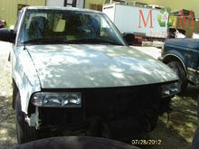 Load image into Gallery viewer, FRONT WINDOW REGULATOR Blazer envoy S10 Bravada 1994 94 95 96 97 - 00 Right - MM617952

