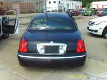 Load image into Gallery viewer, TRANSMISSION Lincoln Town Car 1999 99 2000 00 - MM613999
